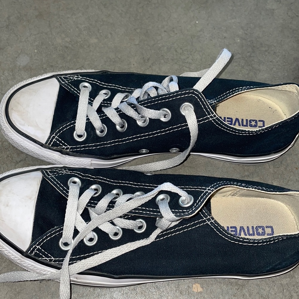 Black Converse Low